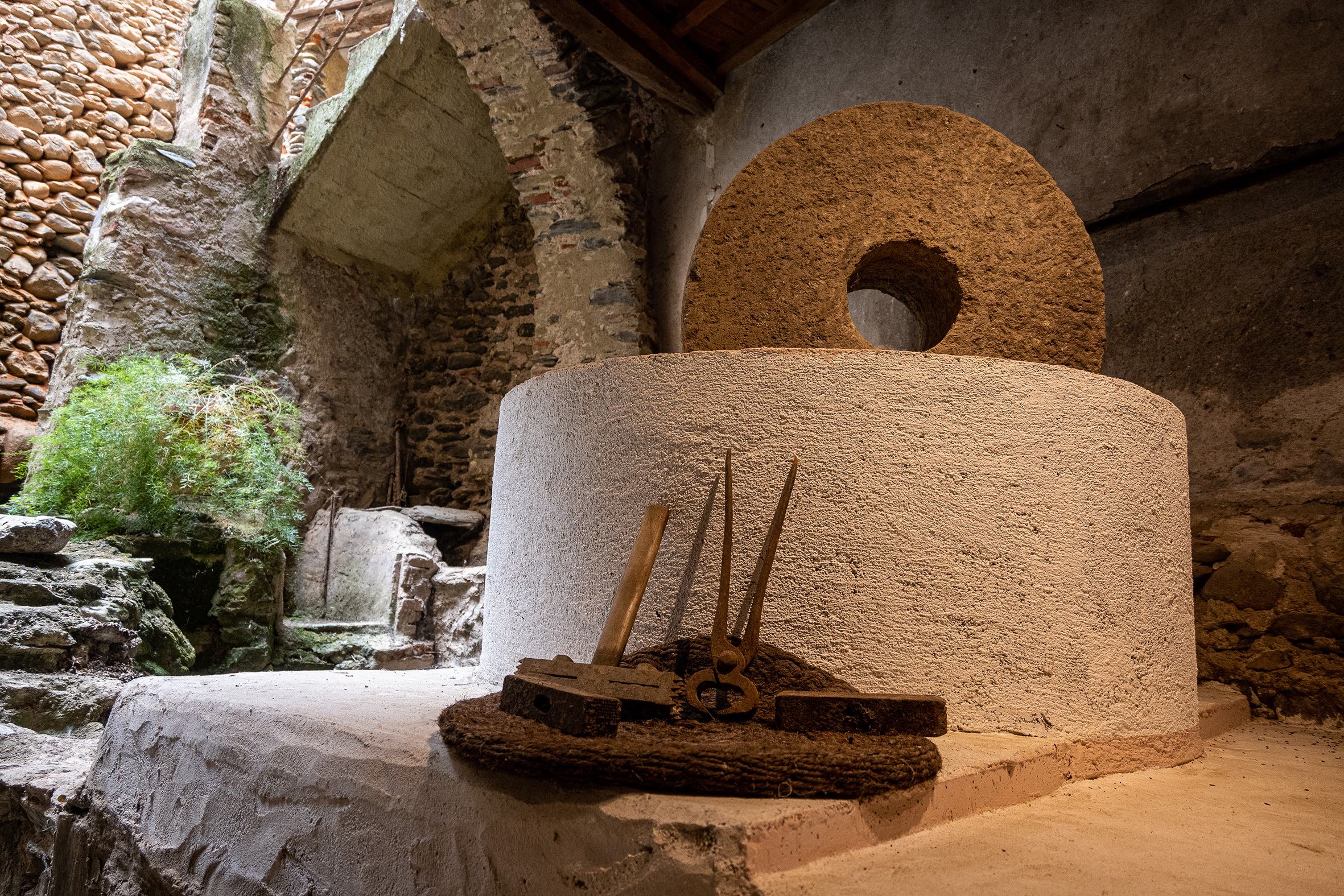 LE MOULIN DES AUXELLES